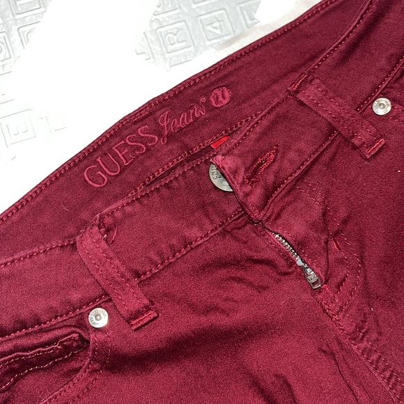 Guess Jeans - Picture 4 of 7